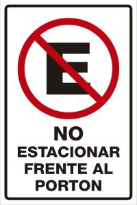señaletica transito no estacionar frente porton